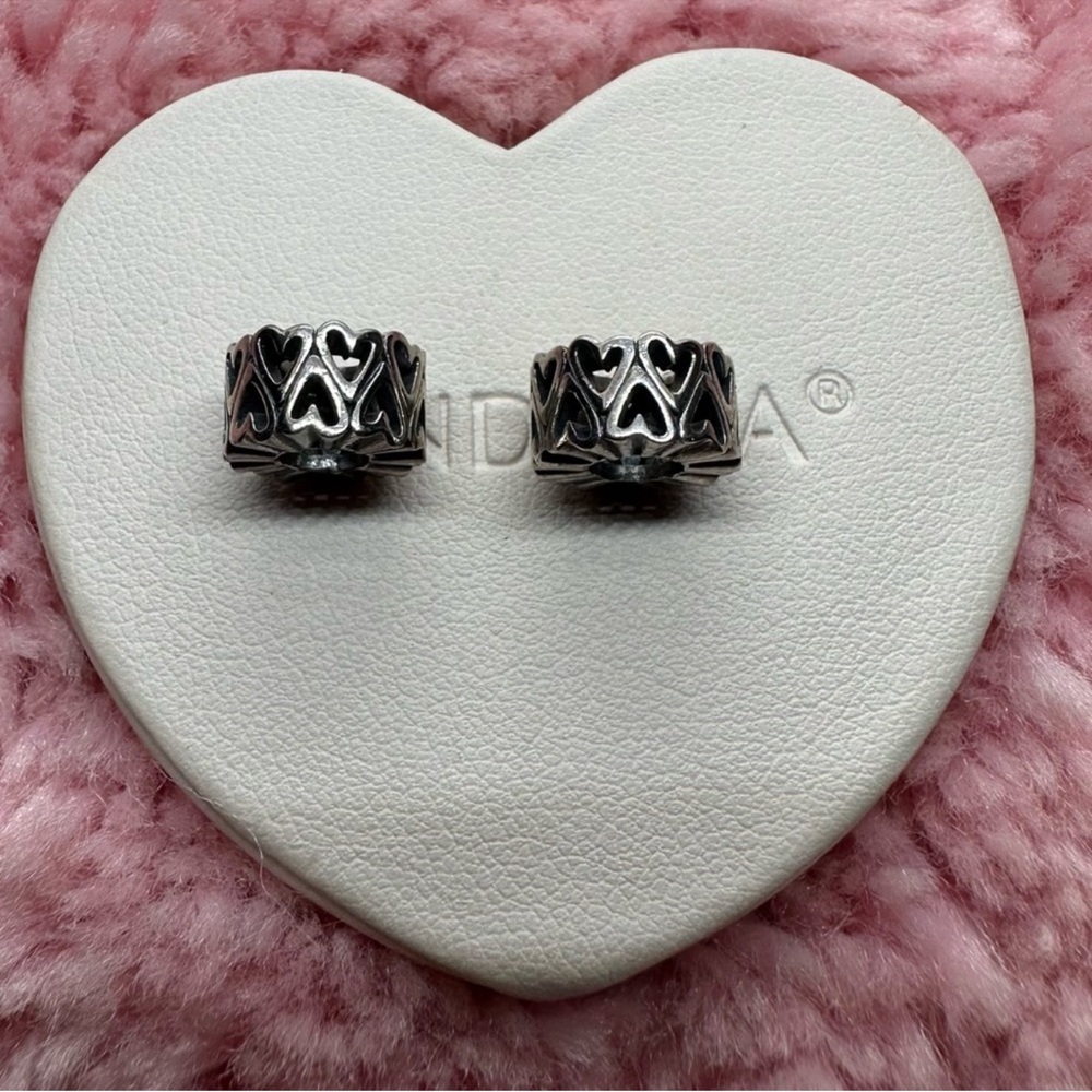 ONE Heart Pandora Spacer